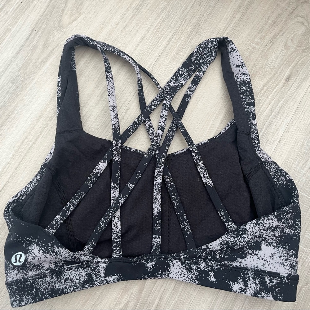 Lululemon bra